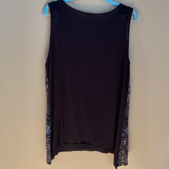 EDISTA | sleeveless top - Picture 3 of 3
